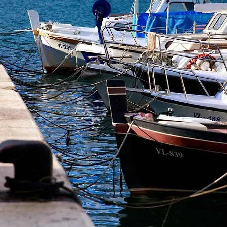 Seaside Franica Apartment