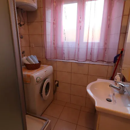 Seaside Franica Apartment *