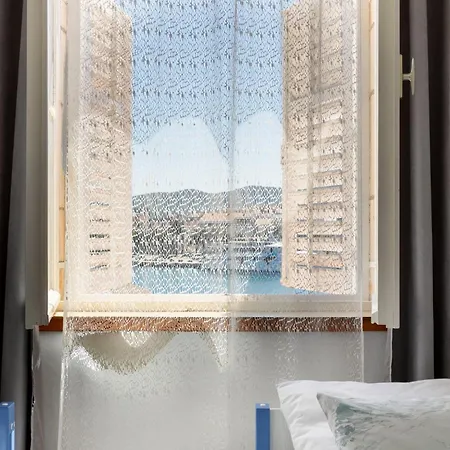 Seaside Franica * 尼亚卢卡