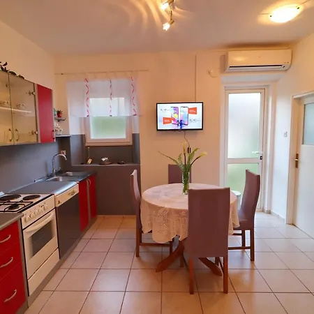 Seaside Franica Apartament